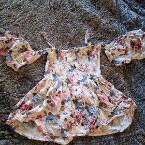 XS Gimmicks by Bke Floral off the shoulder flowy top